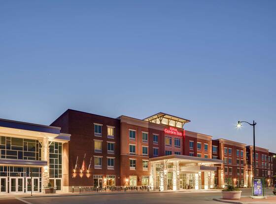 Hilton Garden Inn Manhattan allows check-in for 18 year-old guests