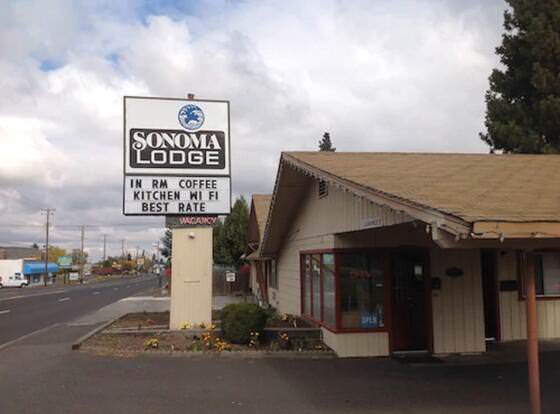 Sonoma Lodge allows check-in for 18 year-old guests