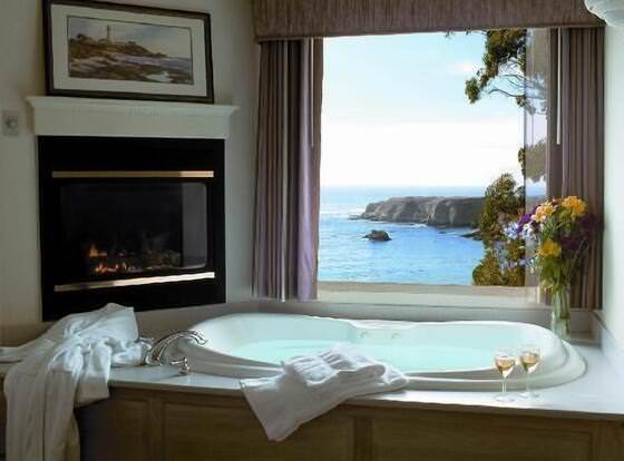 North Cliff Hotel allows check-in for 18 year-old guests