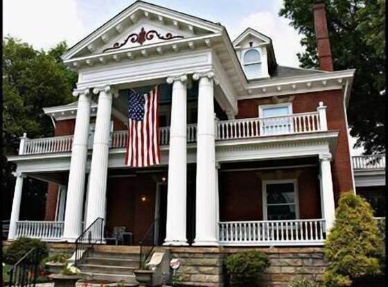 South Broadway Manor allows check-in for 18 year-old guests