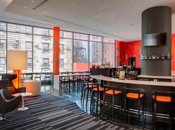 Courtyard by Marriott New York Manhattan / Central Park allows check-in for 18 year-old guests