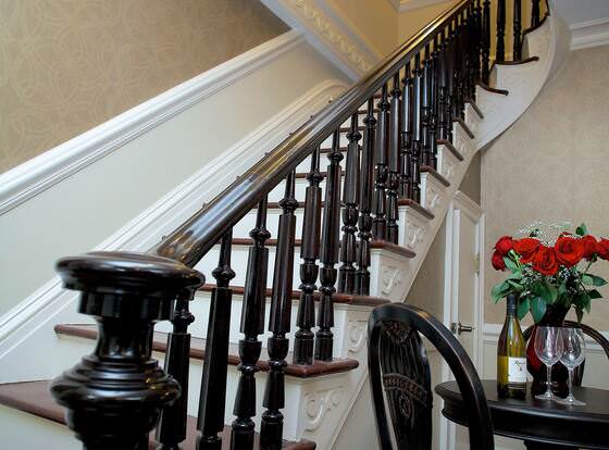 Guesthouse at Norwalk Inn allows check-in for 18 year-old guests