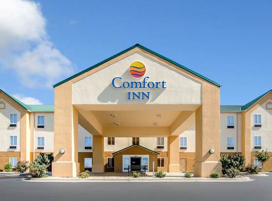 Comfort Inn Lexington South allows check-in for 18 year-old guests