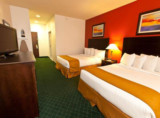 Landmark Inn Fort Irwin allows check-in for 18 year-old guests