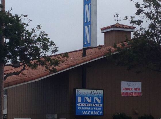 BeachWay Inn allows check-in for 18 year-old guests