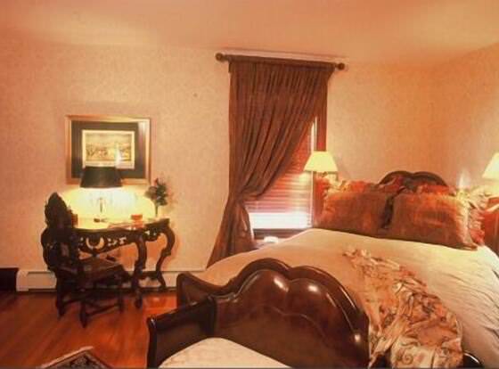 The Wynstone allows check-in for 18 year-old guests