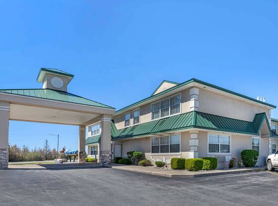 Quality Inn & Suites allows check-in for 18 year-old guests