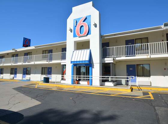 Motel 6 Chicopee, MA - Springfield allows check-in for 18 year-old guests