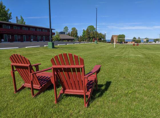 Cedar Hill Lodge allows check-in for 18 year-old guests