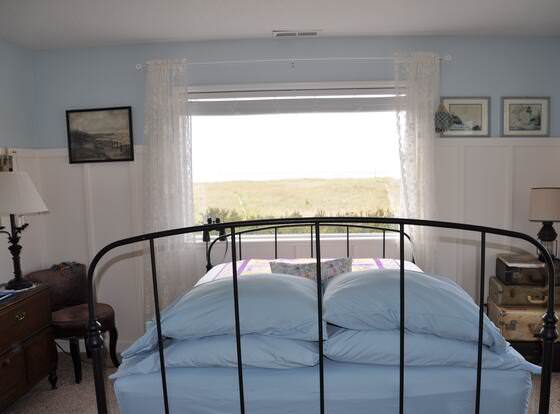 Campbell House at Klipsan Beach allows check-in for 18 year-old guests