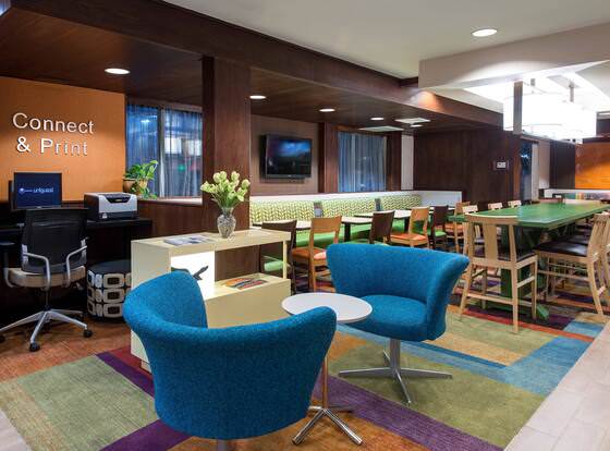 Fairfield Inn & Suites by Marriott Jacksonville allows check-in for 18 year-old guests