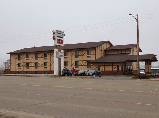 Homestead Inn Motel allows check-in for 18 year-old guests