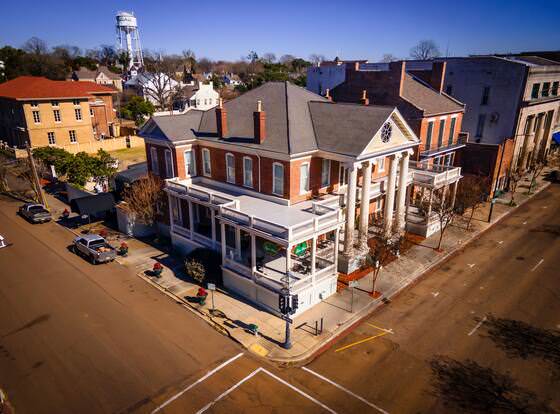 The Guest House Historic Mansion allows check-in for 18 year-old guests