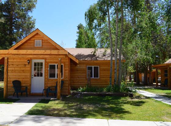Daven Haven Lodge & Cabins allows check-in for 18 year-old guests