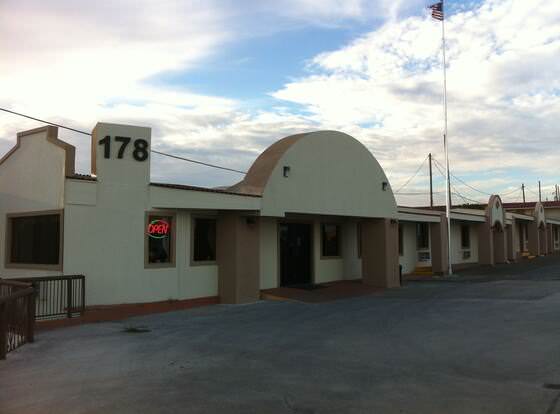 Lakeview Inn & Suites allows check-in for 18 year-old guests