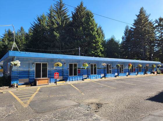 Plainview Motel & RV Park allows check-in for 18 year-old guests