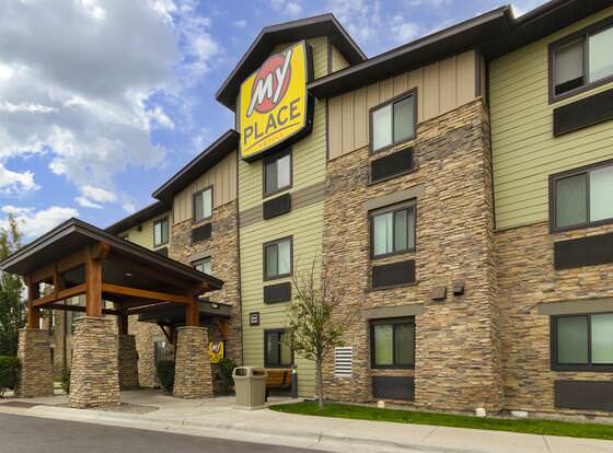 My Place Hotel - Bozeman, MT allows check-in for 18 year-old guests