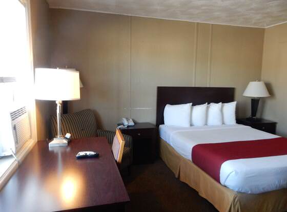 Citilodge Suites allows check-in for 18 year-old guests