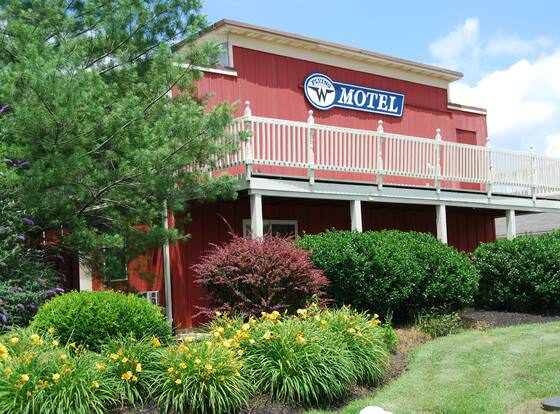 Flying W Airport & Resort allows check-in for 18 year-old guests