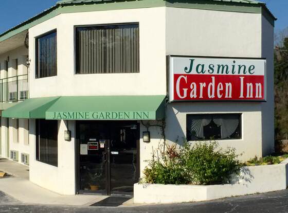 Jasmine Garden Inn allows check-in for 18 year-old guests