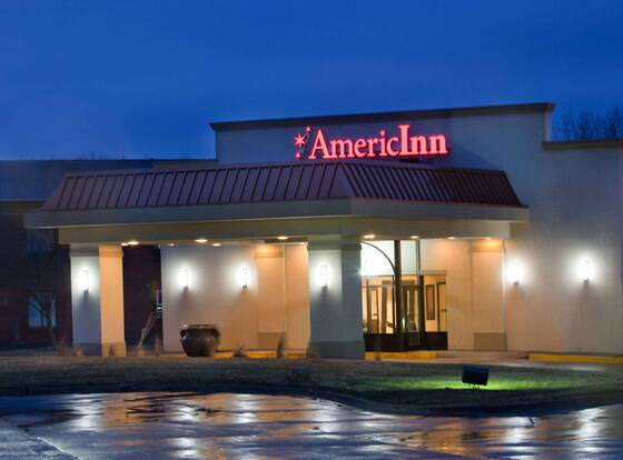 AmericInn by Wyndham Johnston Des Moines allows check-in for 18 year-old guests