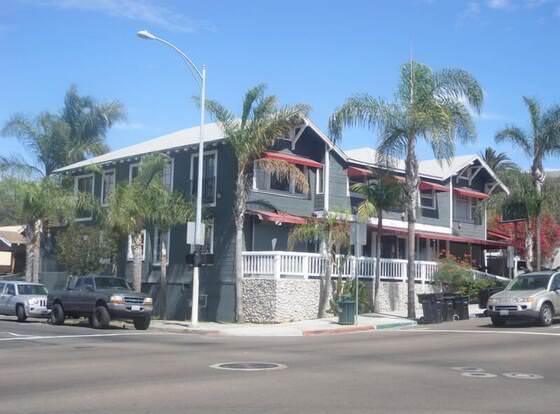 RK Hostel San Diego allows check-in for 18 year-old guests