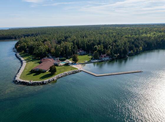 Gordon Lodge allows check-in for 18 year-old guests