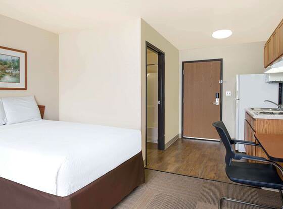 WoodSpring Suites Fort Worth Trophy Club allows check-in for 18 year-old guests