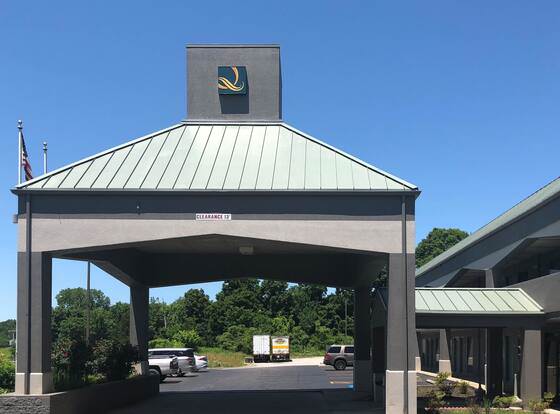 Quality Inn allows check-in for 18 year-old guests