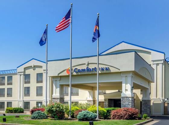 Comfort Inn allows check-in for 18 year-old guests