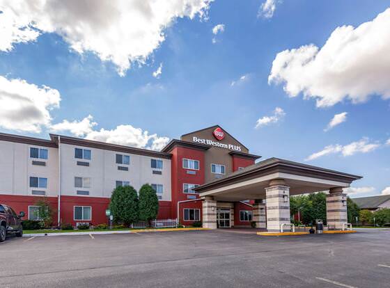 Best Western Plus Sparta Trail Lodge allows check-in for 18 year-old guests