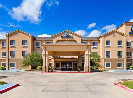 Best Western Lamesa Inn & Suites allows check-in for 18 year-old guests