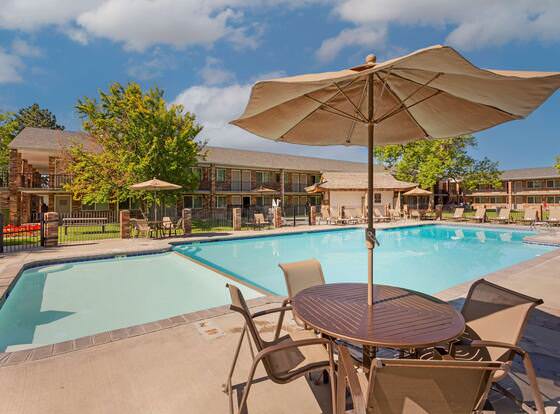 Best Western Plus Burley Inn & Convention Center allows check-in for 18 year-old guests