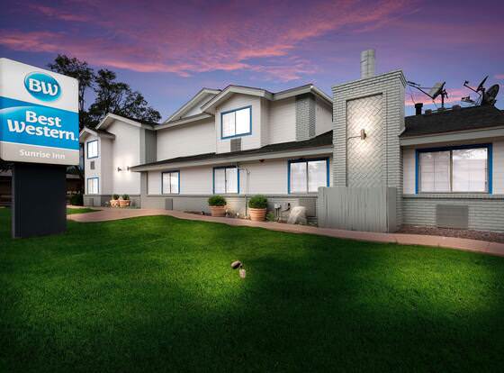 Best Western Sunrise Inn allows check-in for 18 year-old guests