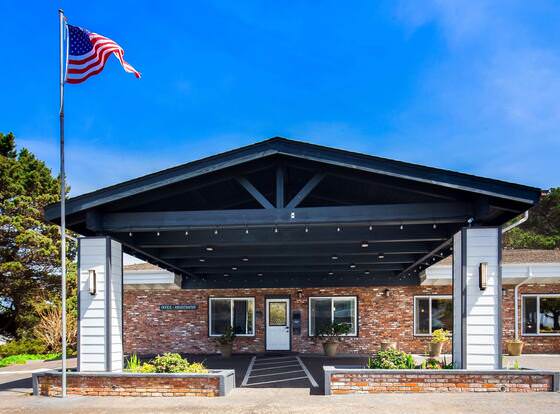 Best Western Vista Manor Lodge allows check-in for 18 year-old guests