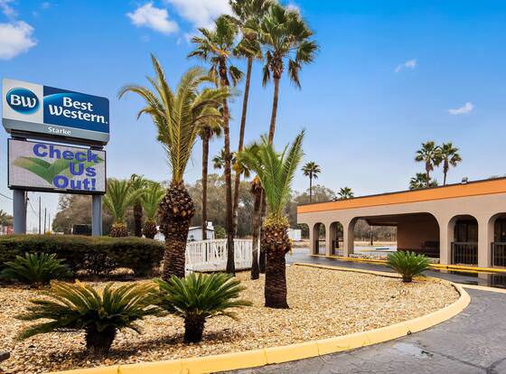 Best Western Starke allows check-in for 18 year-old guests