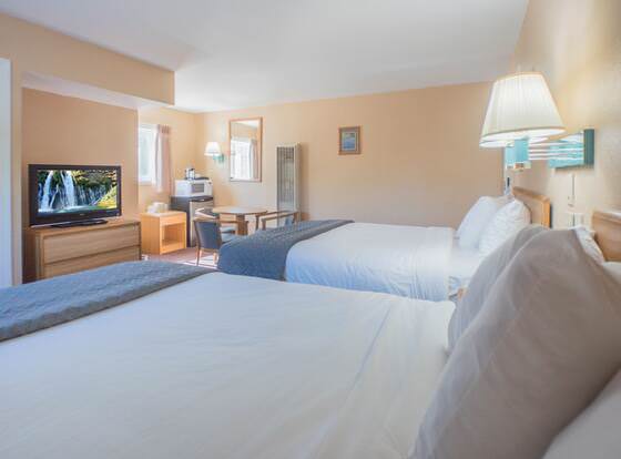 Shasta Pines Motel & Suites allows check-in for 18 year-old guests