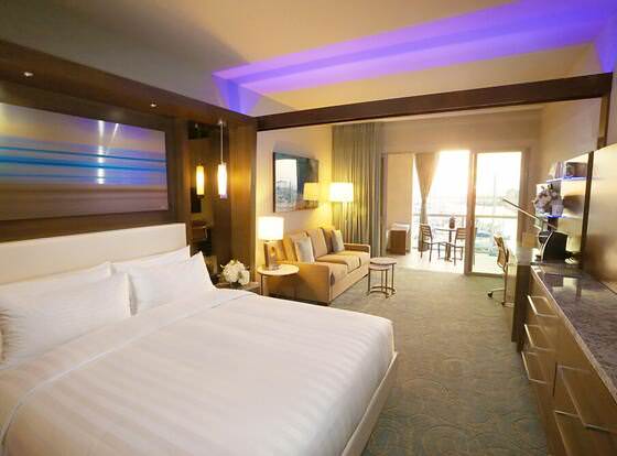 Shade Hotel Redondo Beach allows check-in for 18 year-old guests