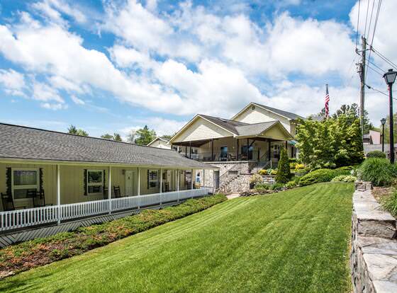 Boxwood Lodge allows check-in for 18 year-old guests