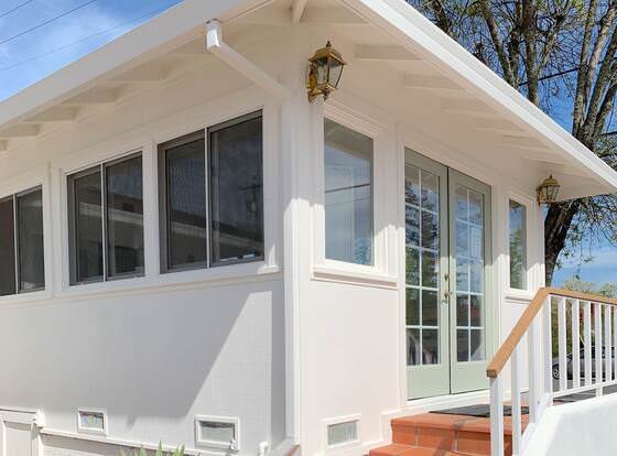 Carlin Cottages allows check-in for 18 year-old guests