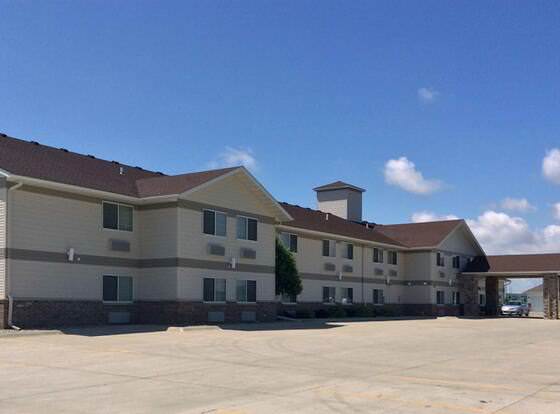 Baymont by Wyndham Harlan allows check-in for 18 year-old guests