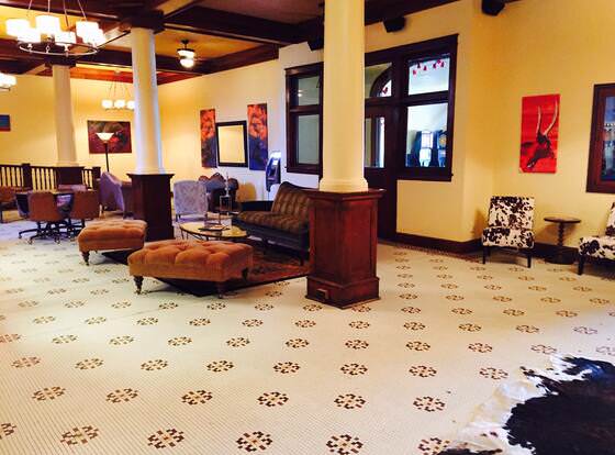 Hotel LaBonte allows check-in for 18 year-old guests