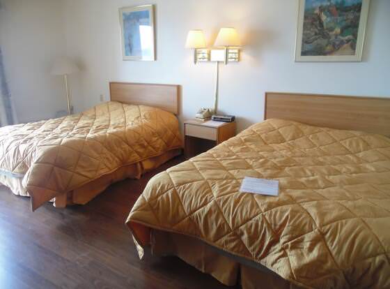 Broadview Inn and Suites allows check-in for 18 year-old guests