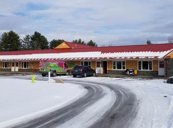 Middlebury Sweets Motel allows check-in for 18 year-old guests