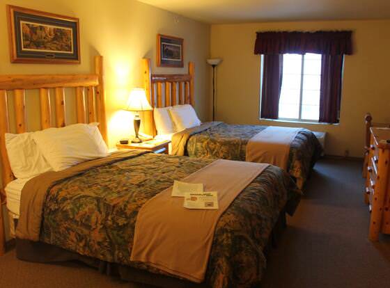 Deer Valley Lodge & Golf allows check-in for 18 year-old guests