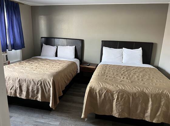 Timberly Motel allows check-in for 18 year-old guests