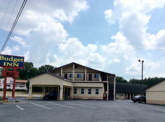 Budget Inn allows check-in for 18 year-old guests