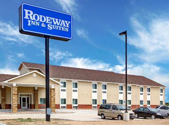 Rodeway Inn & Suites allows check-in for 18 year-old guests