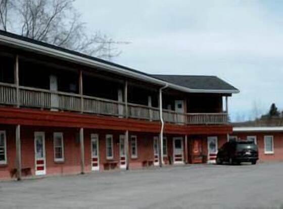 Cool City Motel allows check-in for 18 year-old guests