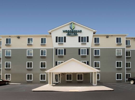 WoodSpring Suites Greenville Simpsonville allows check-in for 18 year-old guests